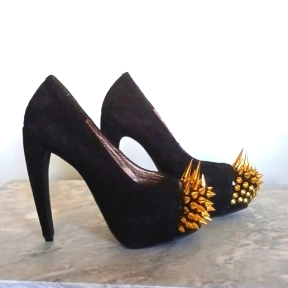 Jeffrey Campbell Shoes - Jeffrey Campbell Battle Spike Platform Pumps, Size 6